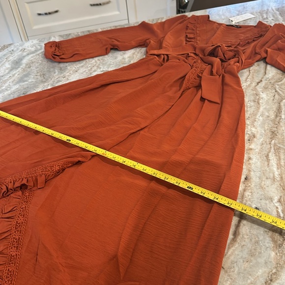 NWT Robe Dress - Picture 14 of 14